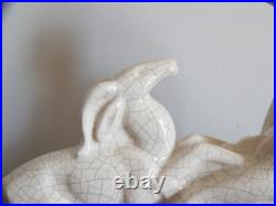ANCIENNE SCULPTURE Art Déco en Céramique Craquelée Jeune Femme avec Chien