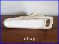 ANCIENNE SCULPTURE Art Déco en Céramique Craquelée Jeune Femme avec Chien