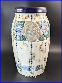 Amphora Céramique Vase En The Art Déco Style Fabriqué Tchécoslovaquie. 1920