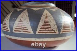 Ancien vase en céramique art-déco marque à identifier