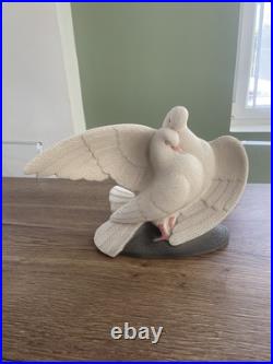 Ancienne céramique pigeons signée Sèvres Vinsare art déco NO craquelé