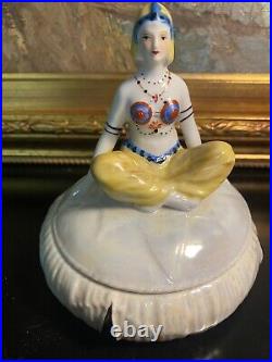 Bonbonnière porcelaine Art Déco danseuse orientale assise