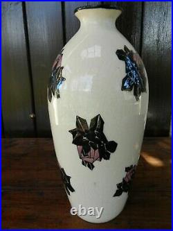 Céramique Art Déco Vase au décor de roses émaillées Signé Marcel Renson