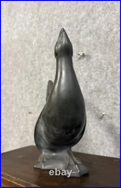 Céramique laquée noire époque Art Déco oiseau signé Jean Céramique laquée noire époque Art Déco oiseau signé Jean