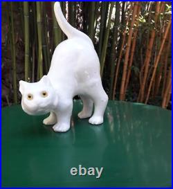 Chat de toiture en céramique art déco, chat blanc, yeux en verre