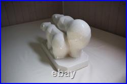 Couple ours debouts sur socle, art déco céramique craquelée ivoire, non signé