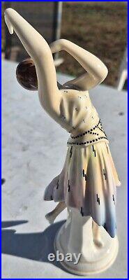 Danseuse Céramique Art Deco Signé Karl Ens Bon Etat General Hauteur 22 CM