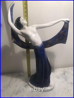 Figurine Statue Danseuse Nue Art Déco Porcelaine Numérotée