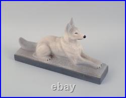 François Levallois (1882-1965). Canin inclinable en céramique. Art Déco François Levallois (1882-1965). Canin inclinable en céramique. Art Déco