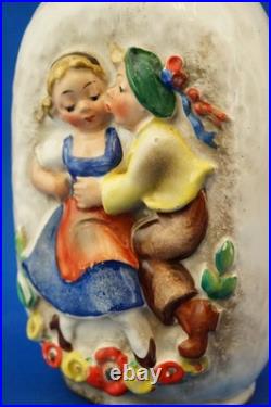 Franz Goebel Hummel, Bouteille céramique Art déco, décor bas-relief XX Allemagne