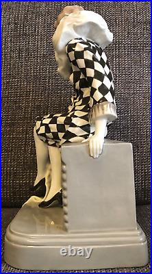 GOLDSCHEIDER 5030 PIERRETTE mit LAUTE Austrian Art Deco ceramic WILHELM TOMASCH
