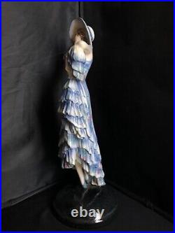 GOLDSCHEIDER 6229DAME mit HUT JOSEF LORENZL Austrian Art Deco Ceramic Circa 1930
