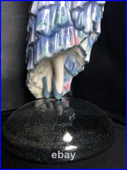 GOLDSCHEIDER 6229DAME mit HUT JOSEF LORENZL Austrian Art Deco Ceramic Circa 1930