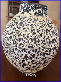 Grand Vase ART DECO ART NOUVEAU Signe M R Céramique Nid D'abeilles