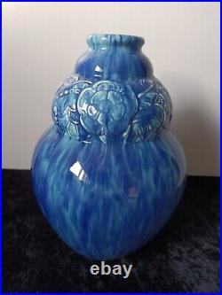 Grand vase en céramique bleu signé /Art déco