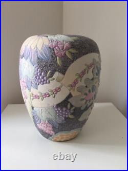 Grand vase en céramique givré décor style art déco Chinois