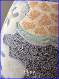 Grand vase en céramique givré décor style art déco Chinois