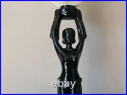 Grande lampe art déco femme en céramique abat-jour éventail en lin Grande lampe art déco femme en céramique abat-jour éventail en lin