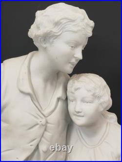 Imposant groupe en porcelaine biscuit signé d'après Joseph d'Asté scène paysanne