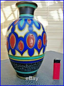 Joli vase en céramique art-déco marque FORMA hollande
