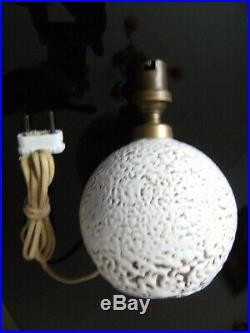 Lampe art déco 1er prix 1936 Céramique moderniste crispée blanc Jean Besnard