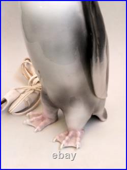 Lampe veilleuse pingouin design art déco céramique porcelaine