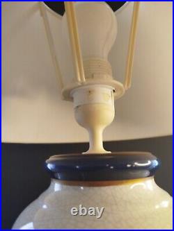 Lampe vintage Faïence ivoire craquelée Art Déco Liseré bleu roi et or fin