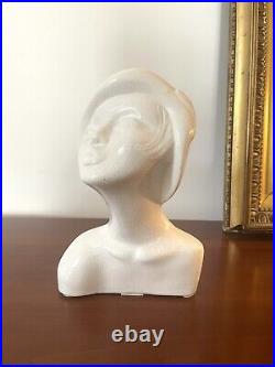 Magnifique Buste de jeune femme au chapeau céramique craquelée Longwy Art déco