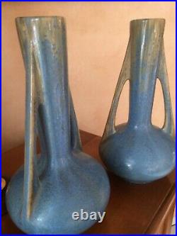 PIERREFONDS HÉRALDIQUE céramique métallisée, paire de vases h 40 cm ART DECO PIERREFONDS HÉRALDIQUE céramique métallisée, paire de vases h 40 cm ART DECO