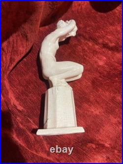 Rare Raymonde Guerbe bacchante sculpture céramique Art Déco nu féminin Rare Raymonde Guerbe bacchante sculpture céramique Art Déco nu féminin
