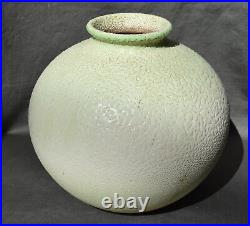 SEVRES VINSARE Vase ovoïde en céramique vermiculée ART DECO Coral Crispe