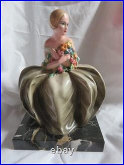 SPLENDIDE STATUE MARQUISE CERAMIQUE PUGI DLG Italie CACCIAPUOTI Ca. 1930