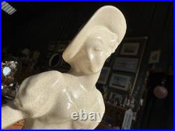 Sculpture Art Déco Lejan dame au lévrier faïence craquelée France 1930s