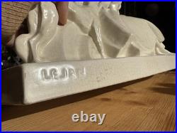 Sculpture Art Déco Lejan dame au lévrier faïence craquelée France 1930s