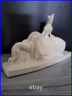 Sculpture statue Femme au lévrier céramique craquelée signée Lejan Art Déco Sculpture statue Femme au lévrier céramique craquelée signée Lejan Art Déco