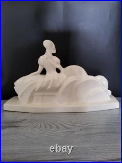 Sculpture statue Femme au lévrier céramique craquelée signée Lejan Art Déco Sculpture statue Femme au lévrier céramique craquelée signée Lejan Art Déco