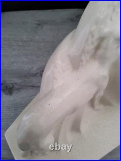 Sculpture statue Femme au lévrier céramique craquelée signée Lejan Art Déco Sculpture statue Femme au lévrier céramique craquelée signée Lejan Art Déco