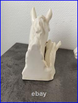 Serre livre cheval et poulain ceramique blanche style art deco Équitation