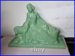 Statue Femme avec un cerf en céramique craquelée Art déco vers 1930