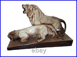Statue Sculpture Avec Un Lion Et Une Lionne en céramique Art déco vers 1930