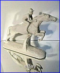 Statue Sculpture Sarreguemines Cheval Jockey Céramique faïence Art Déco 1925/30