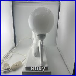 Sublime Lampe Vintage en Céramique et Opaline Design Femme Nue 1970s Art Déco Sublime Lampe Vintage en Céramique et Opaline Design Femme Nue 1970s Art Déco