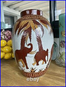 Vase ART DECO céramique. Les éléphants