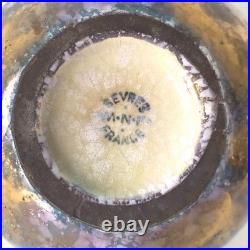 Vase Art Déco en céramique émaillée irisée à Sèvres de MNF Vinsare 1930s