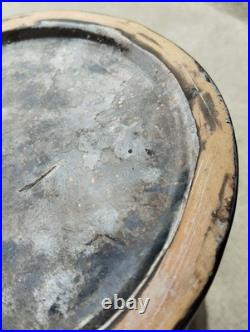 Vase céramique noire art deco nymphe decor relief menelika