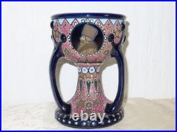 Vase en Céramique Récipient, Trois Coupe à Poignée Art Déco Motif Avec Hommes Vase en Céramique Récipient, Trois Coupe à Poignée Art Déco Motif Avec Hommes