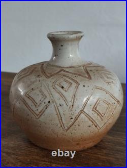 Vase en céramique Signé Duthoo Paris 7 ème 80 Rue Du Bac Style Art Déco